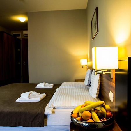 Zalaszentgrót Fiaker Panzio Bed & Breakfast エクステリア 写真